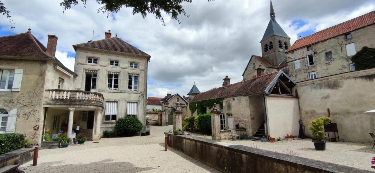 مبيت وإفطار Laignes Manoir De L'Echauguette المظهر الخارجي الصورة