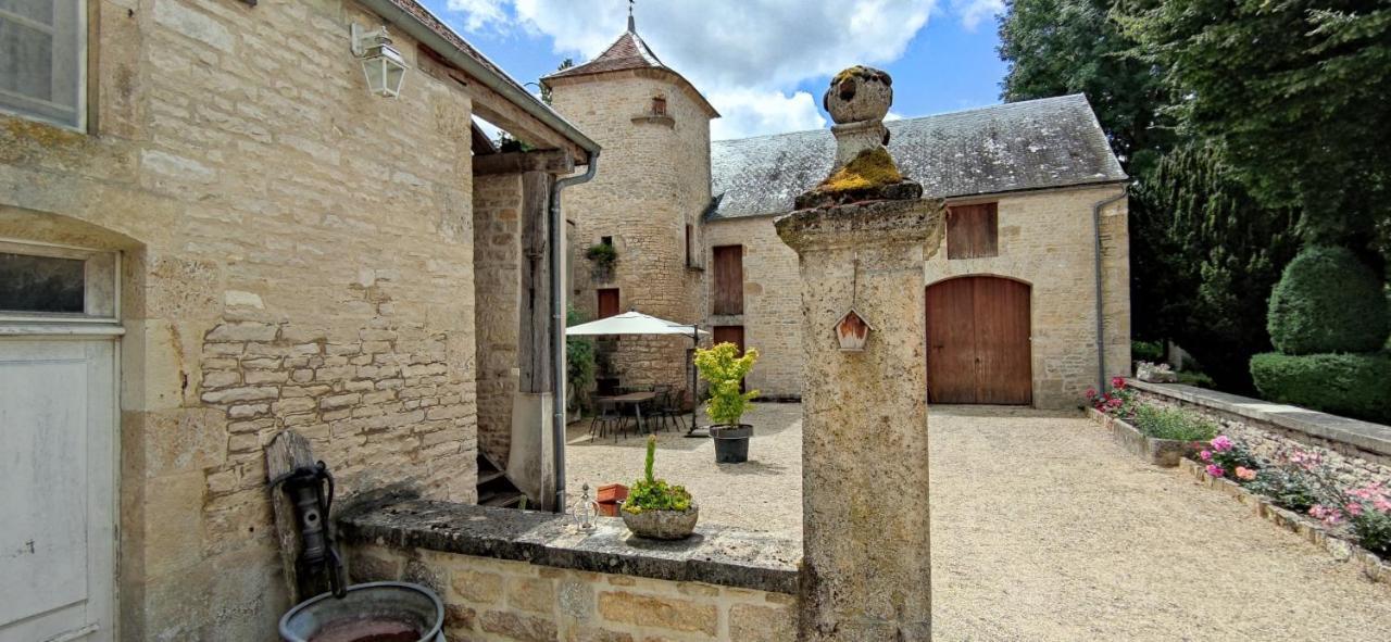 مبيت وإفطار Laignes Manoir De L'Echauguette المظهر الخارجي الصورة